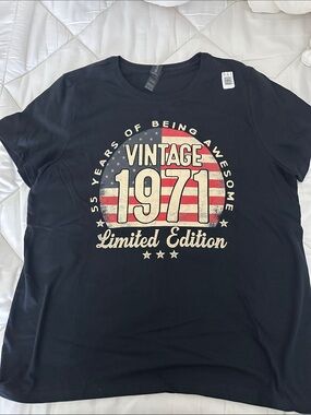 Gildan Black Tee with Vintage 1971 Patriotic Graphic